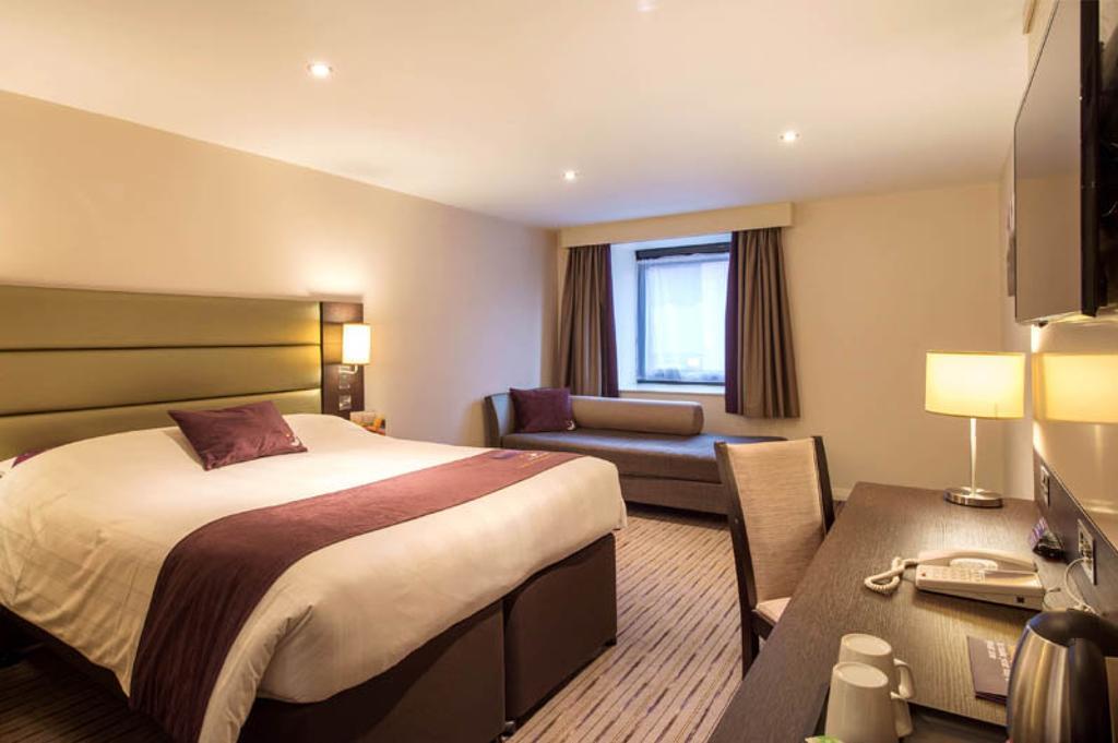 Premier Inn Liverpool City Centre - Moorfields Exterior foto