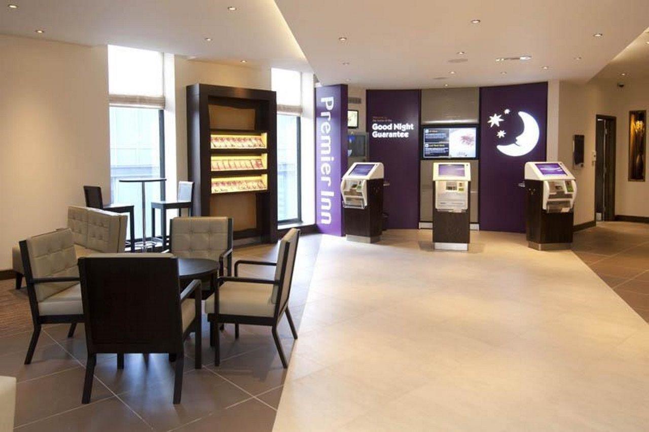 Premier Inn Liverpool City Centre - Moorfields Exterior foto